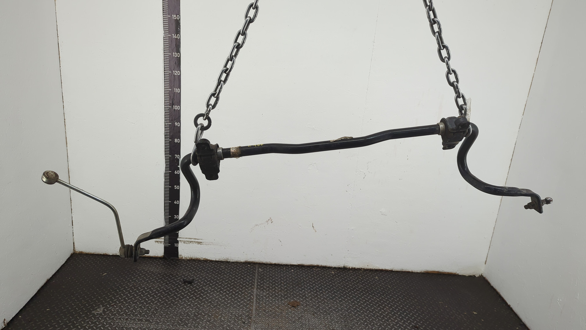 Стабилизатор передний