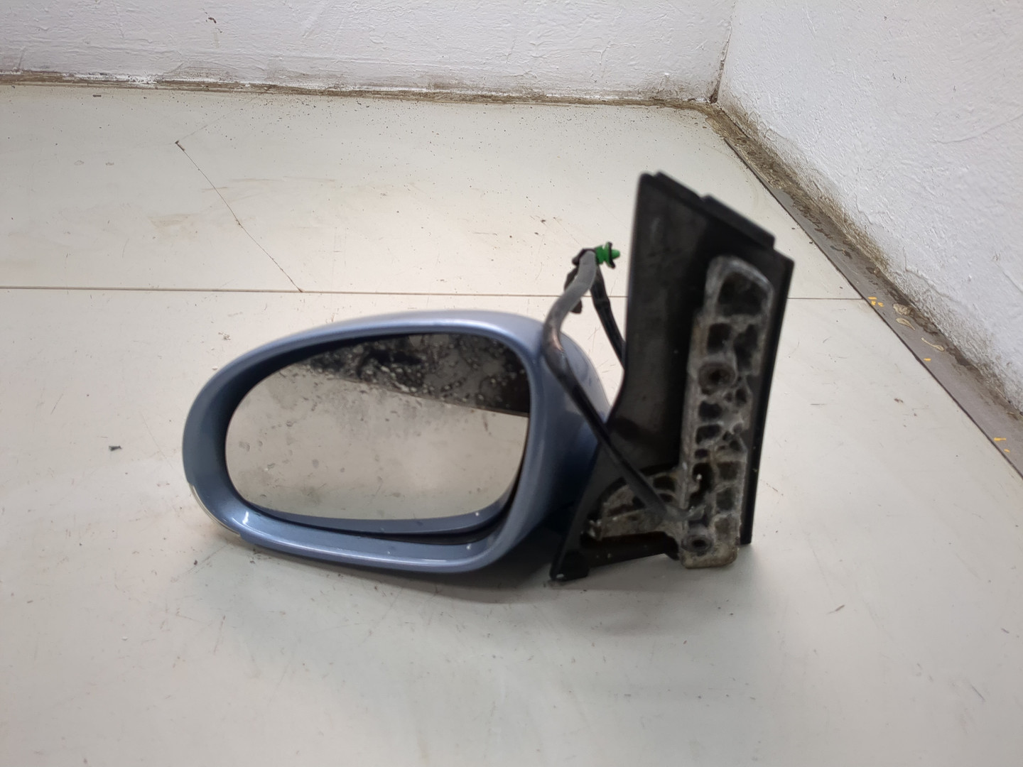 Зеркало левое электрическое