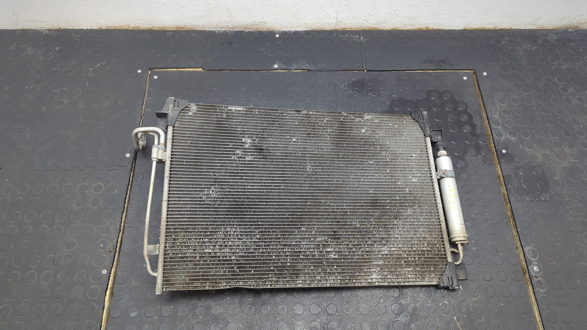 Радиатор кондиционера / конденсер