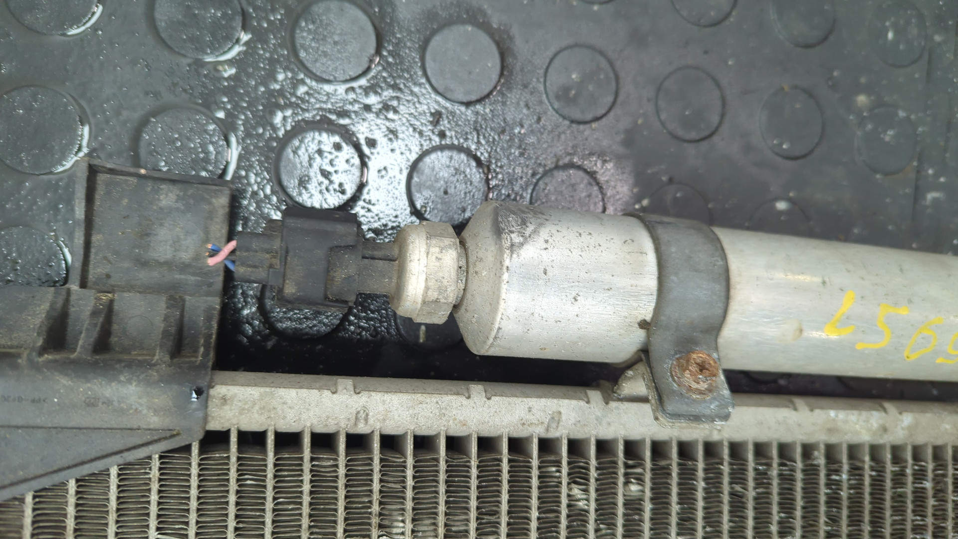 Радиатор кондиционера / конденсер