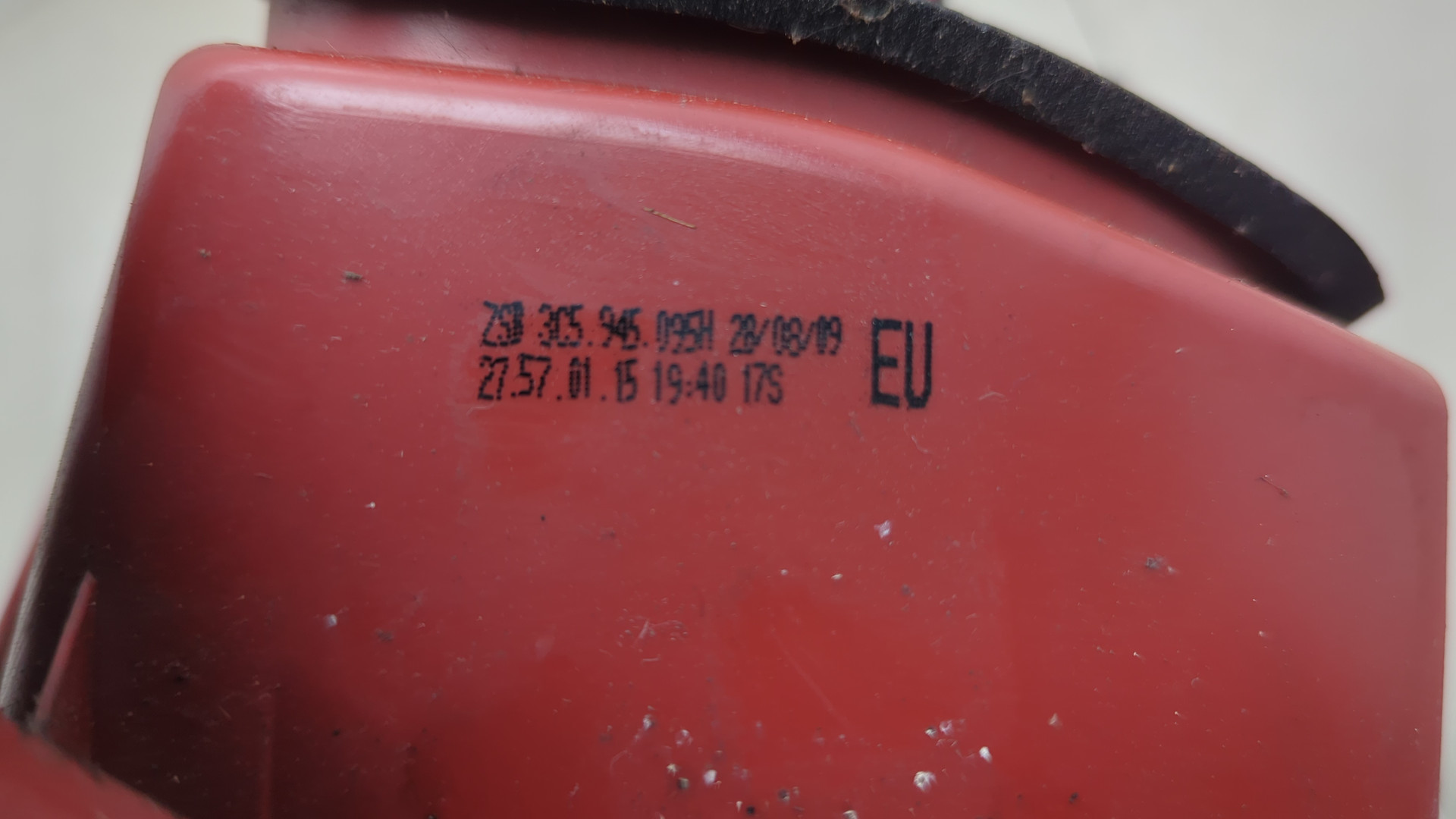 Фонарь задний левый