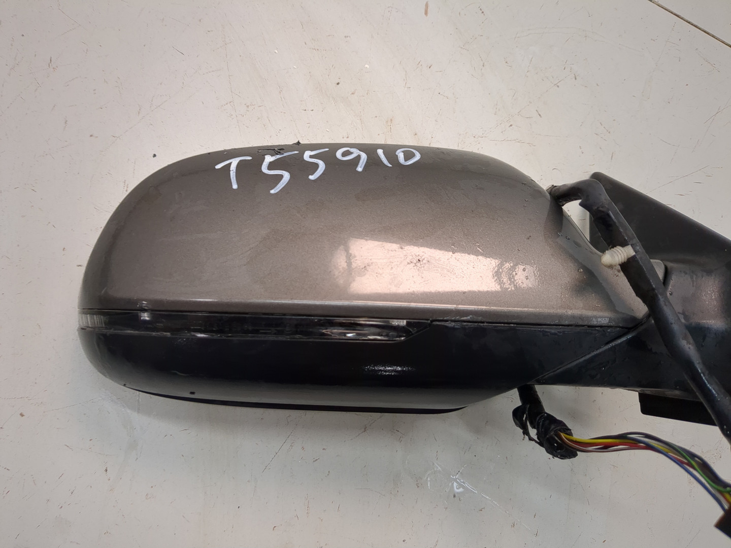 Зеркало правое электрическое