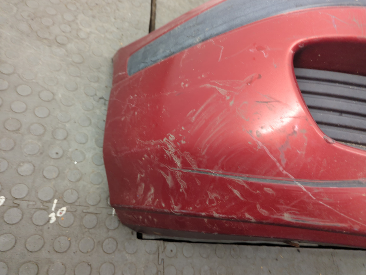 Бампер передний