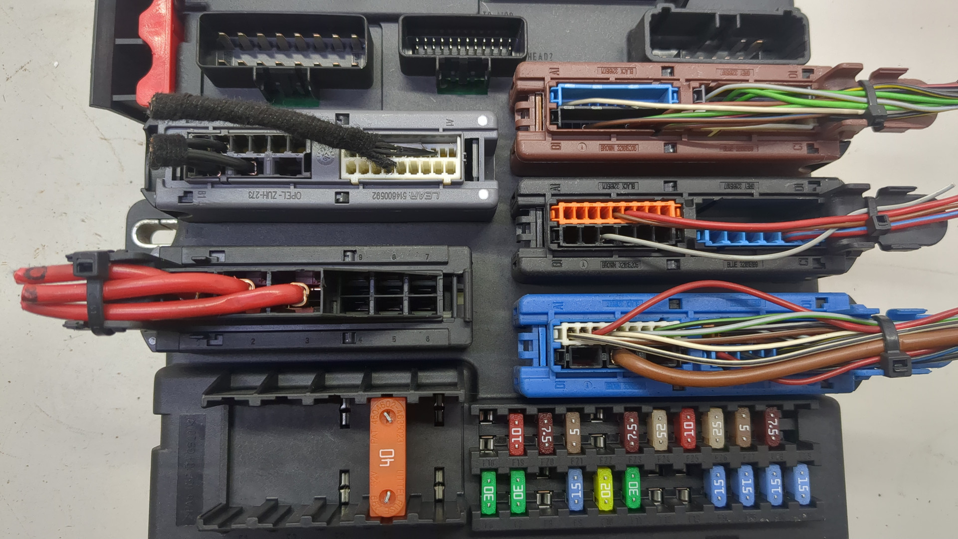 Блок предохранителей