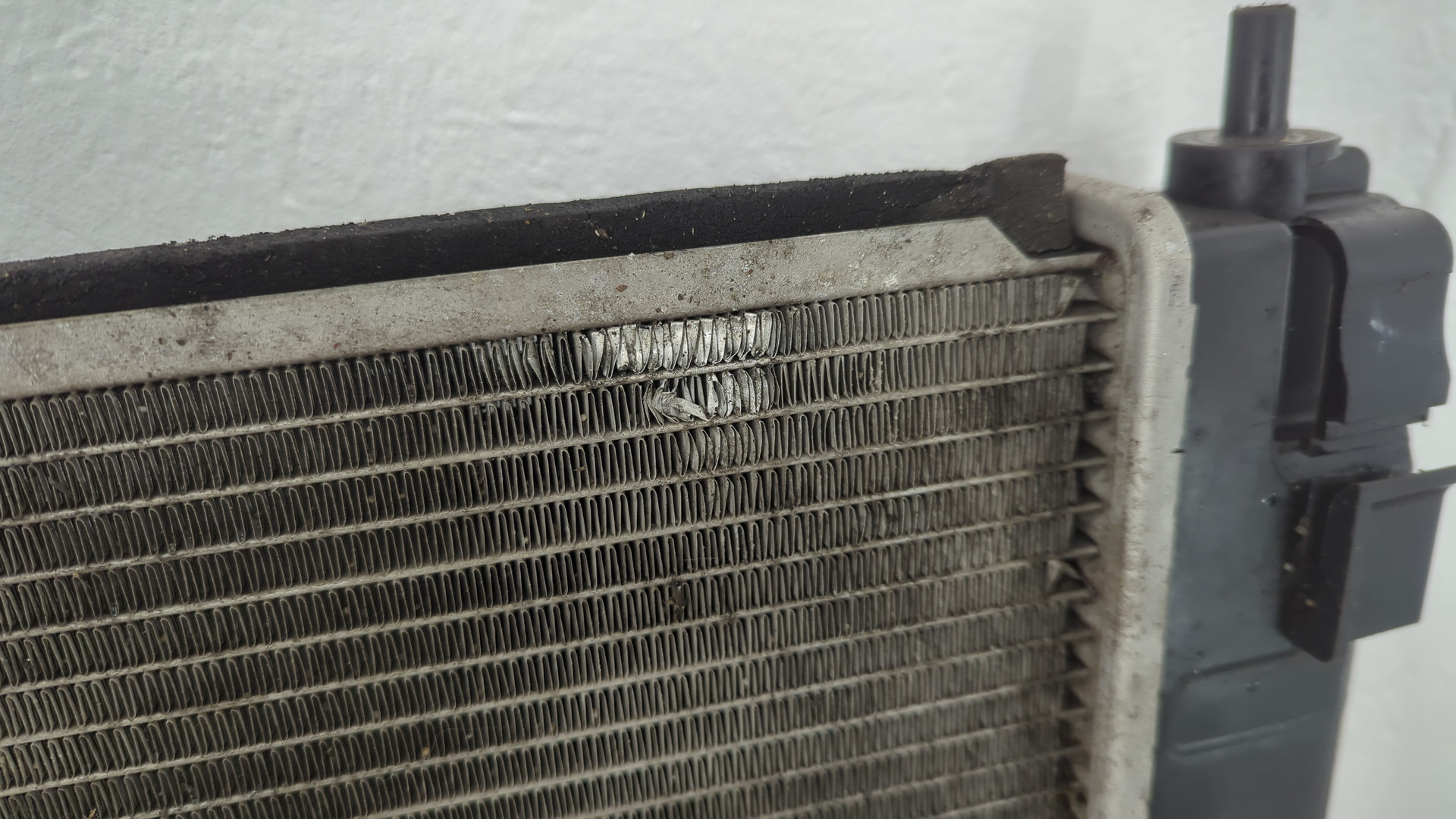 Радиатор охлаждения двигателя основной