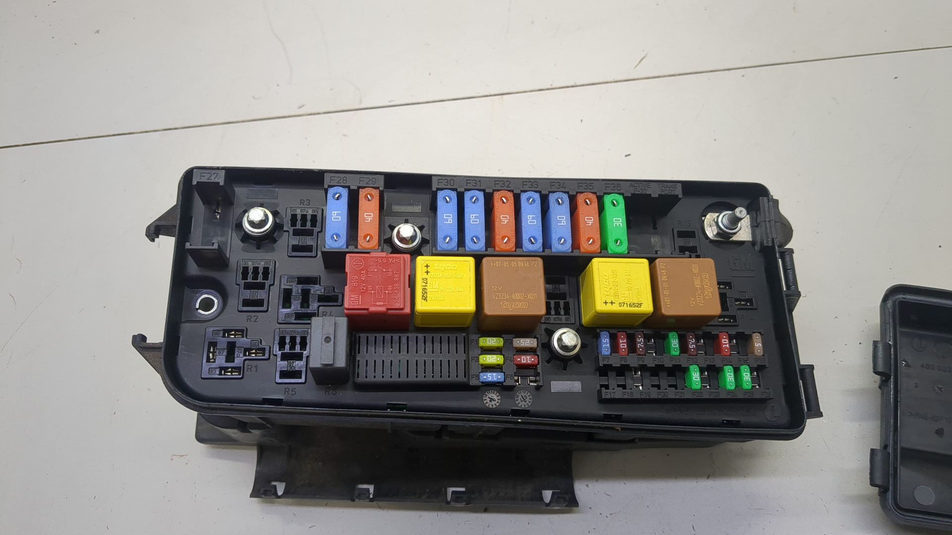 Блок предохранителей