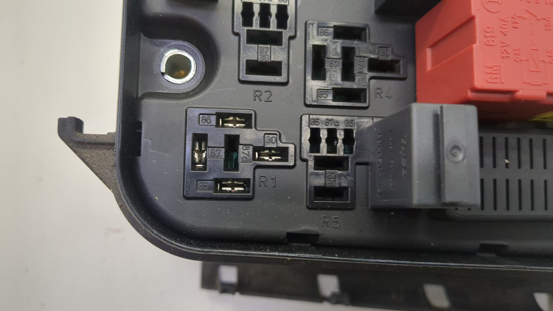 Блок предохранителей