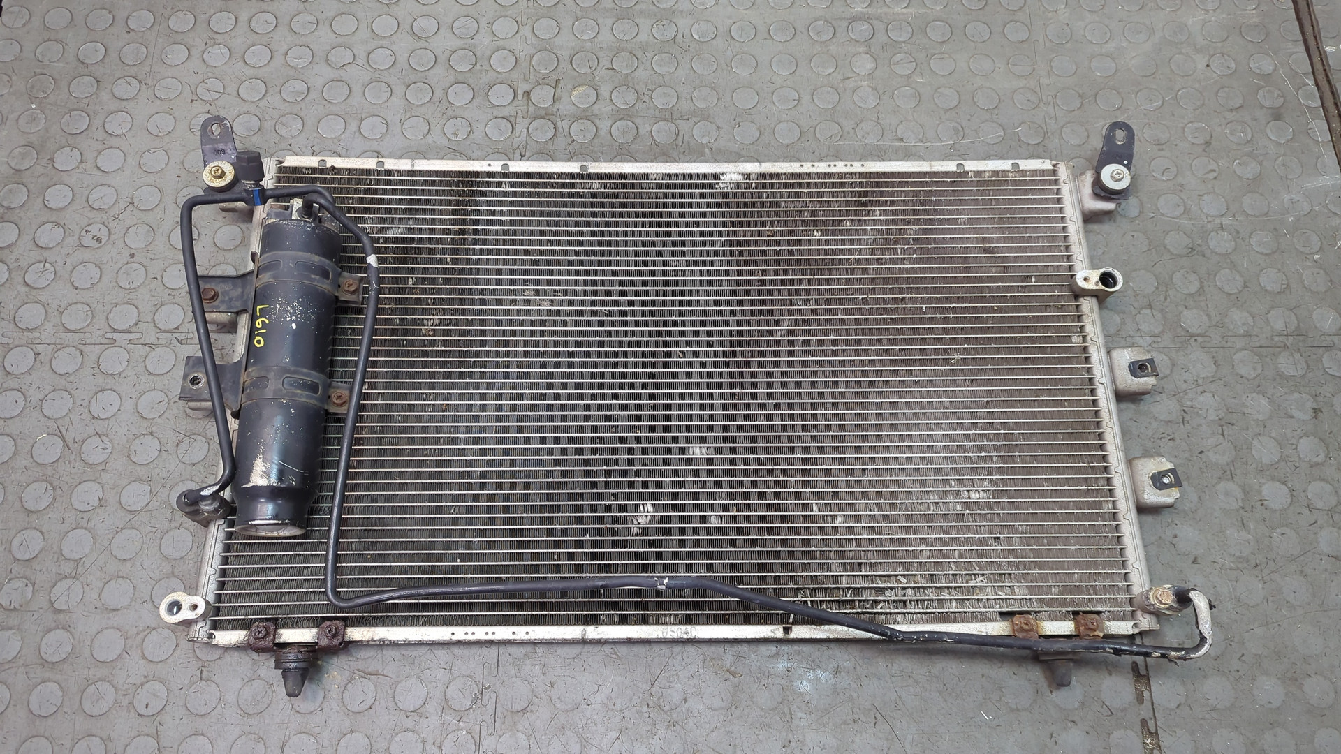 Радиатор кондиционера / конденсер
