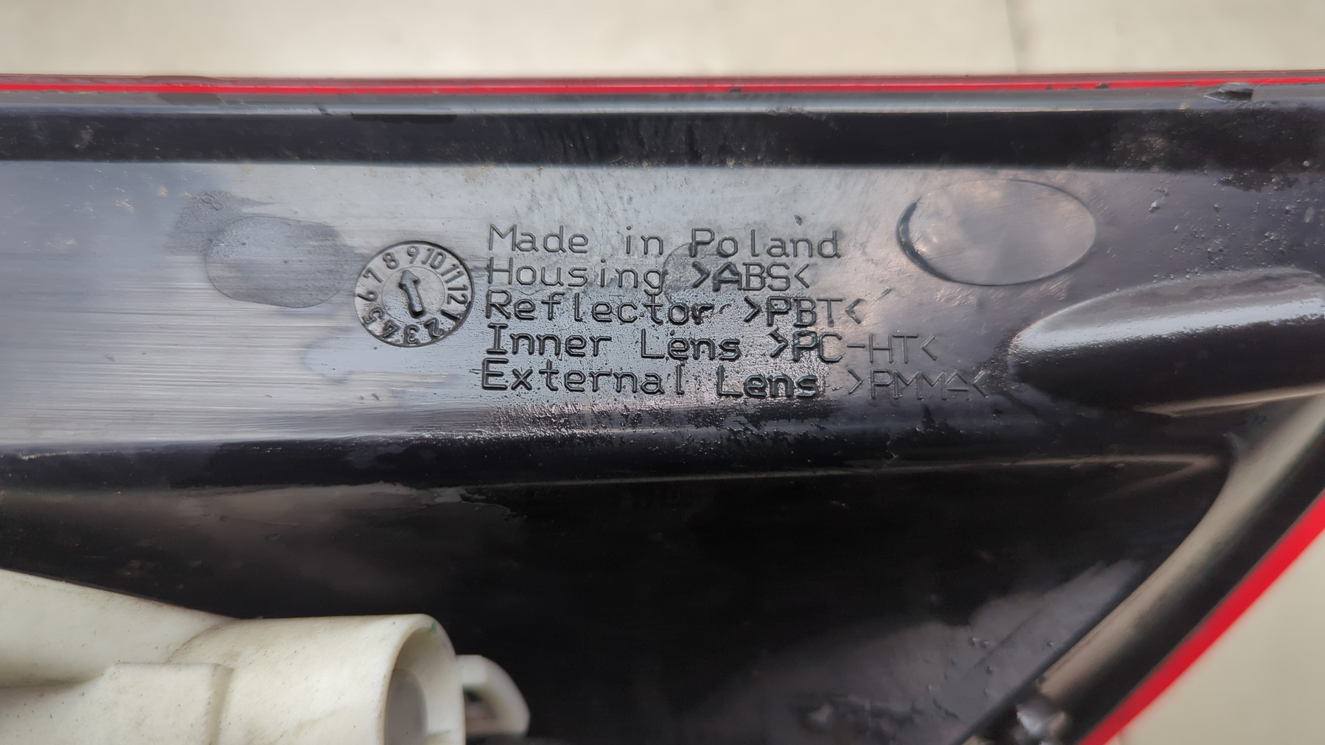 Фонарь задний левый