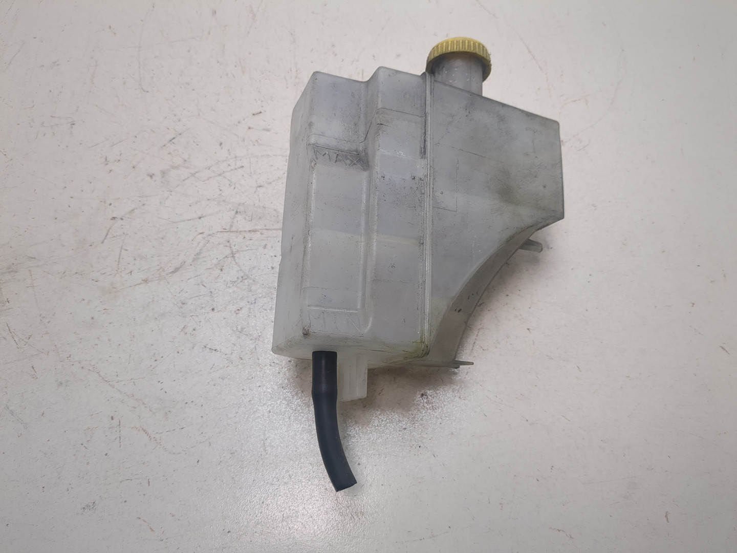 Бачок расширительный