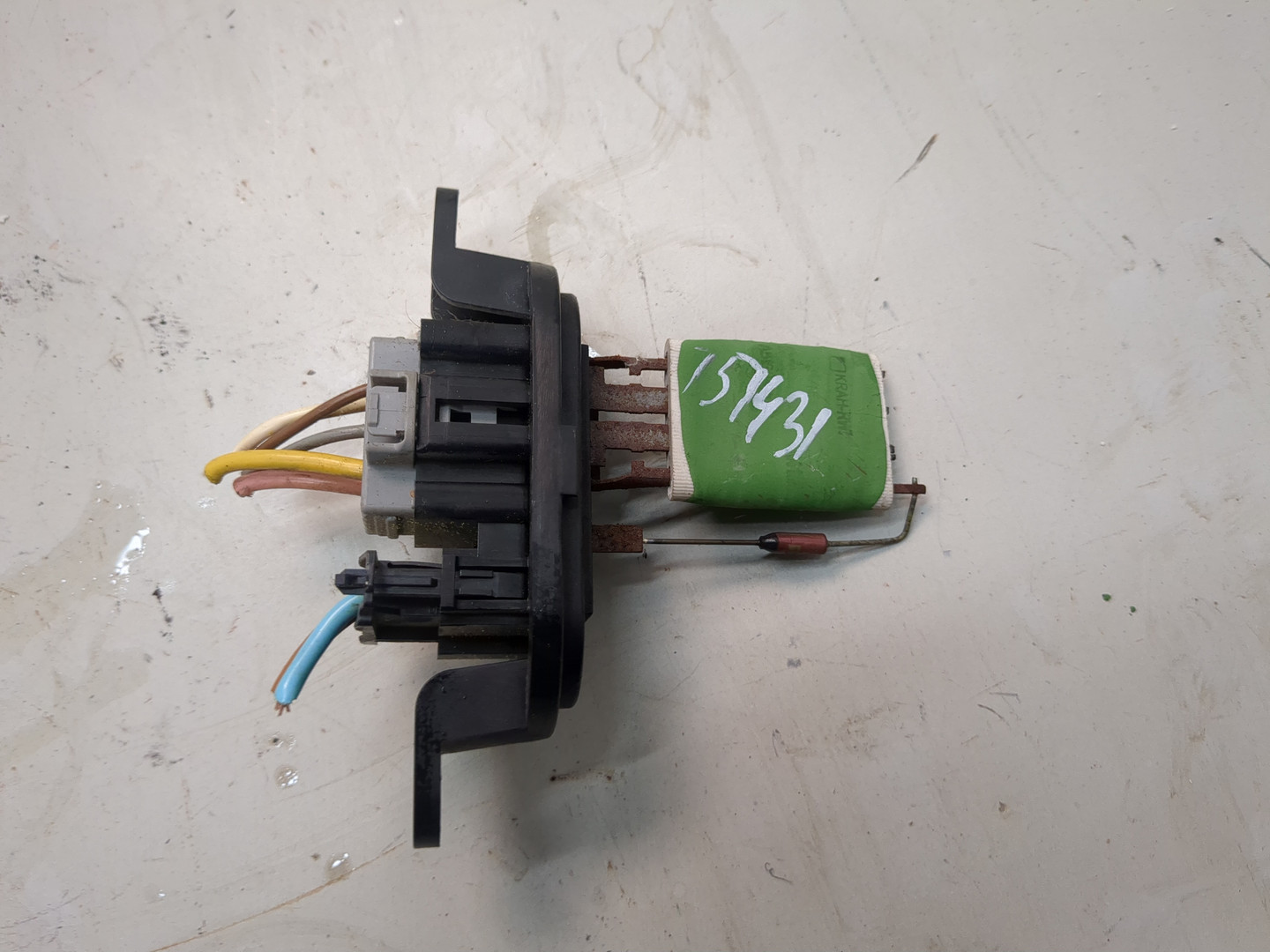 Резистор отопителя