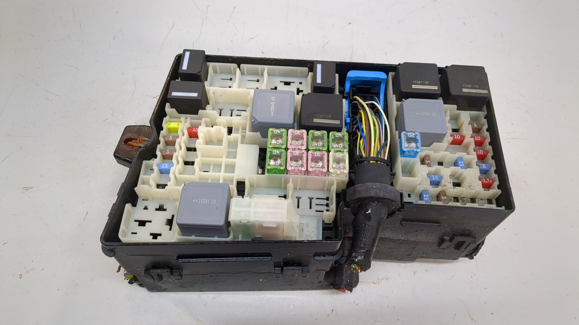 Блок предохранителей