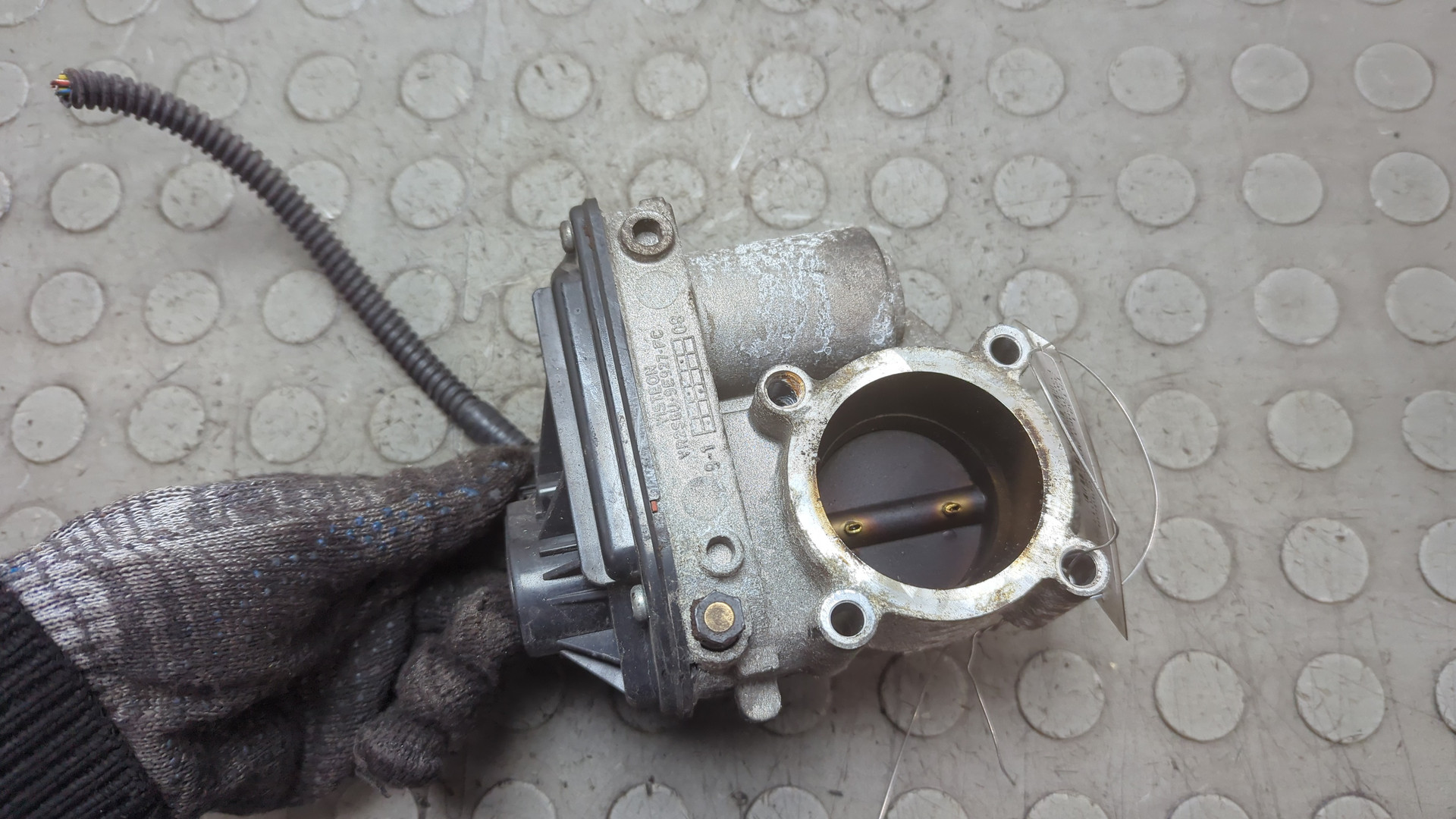 Заслонка дроссельная электрическая