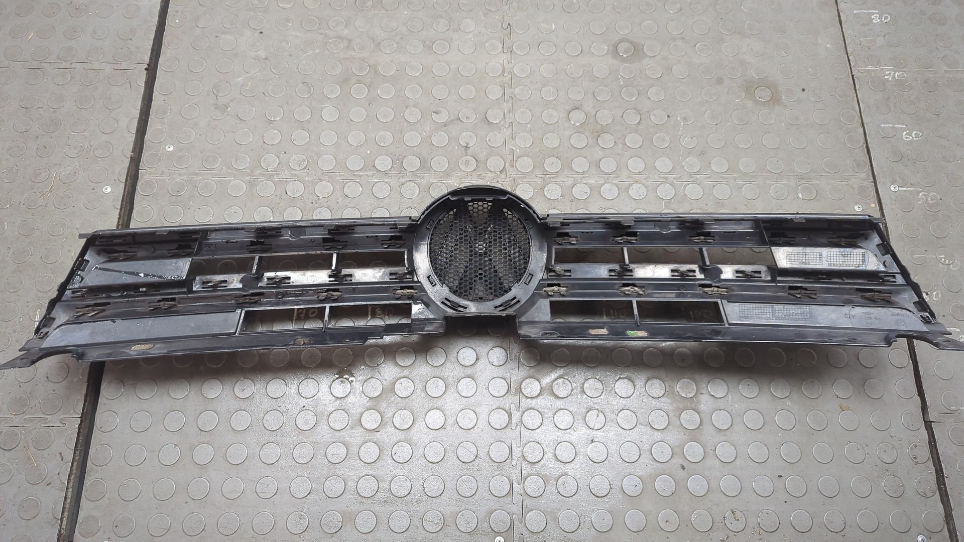 Решетка радиатора