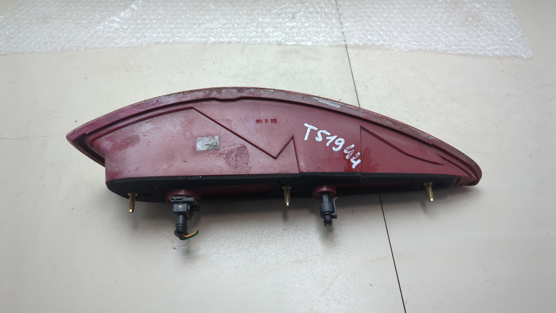 Фонарь задний правый