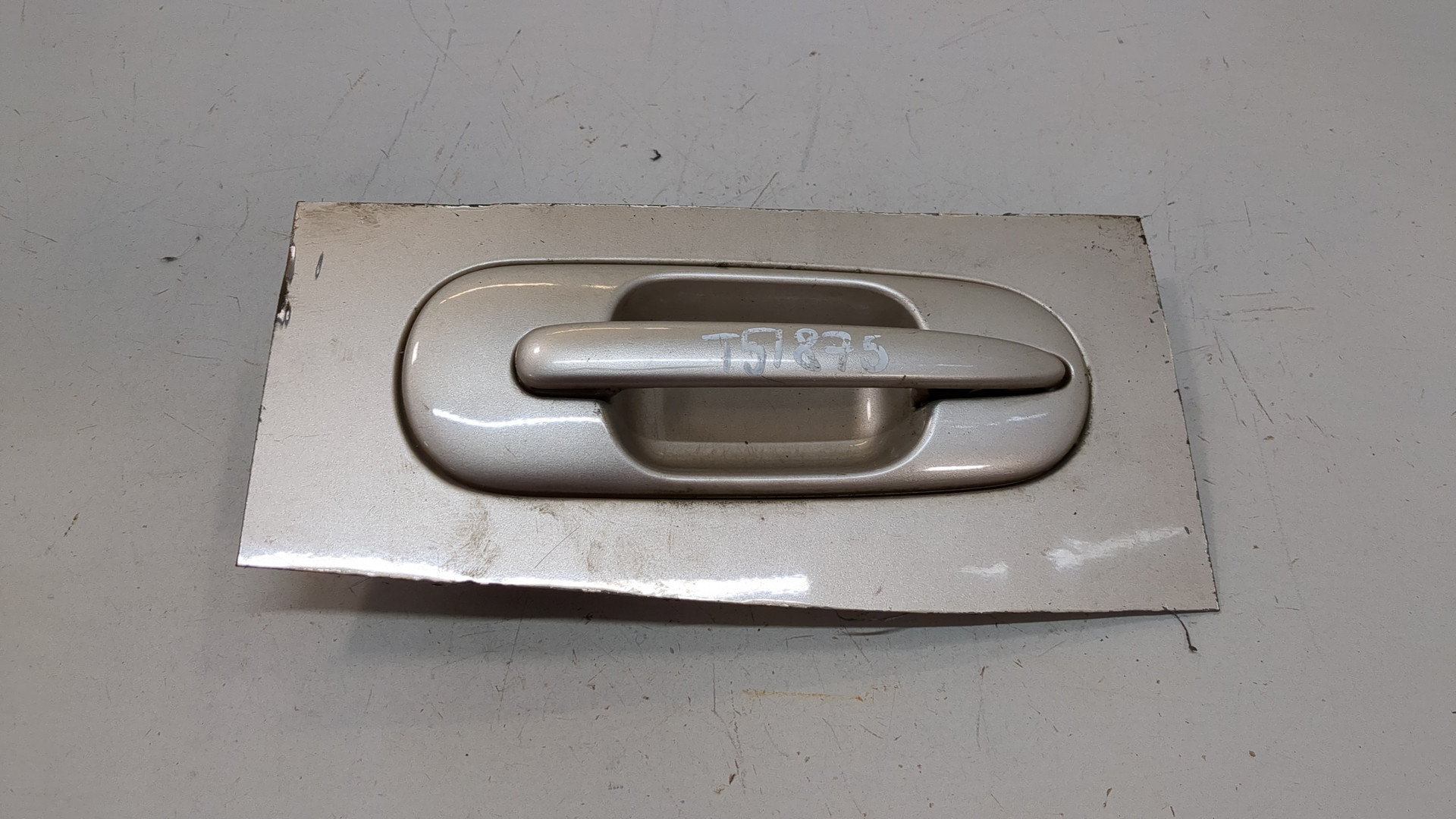 Ручка двери наружная