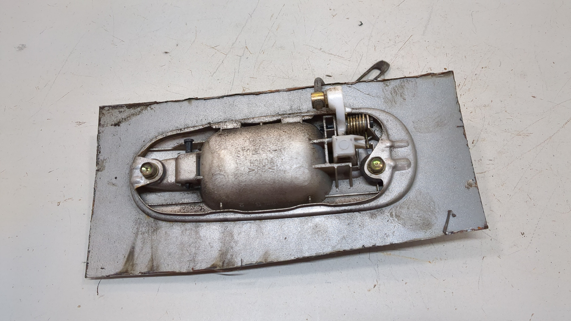 Ручка двери наружная