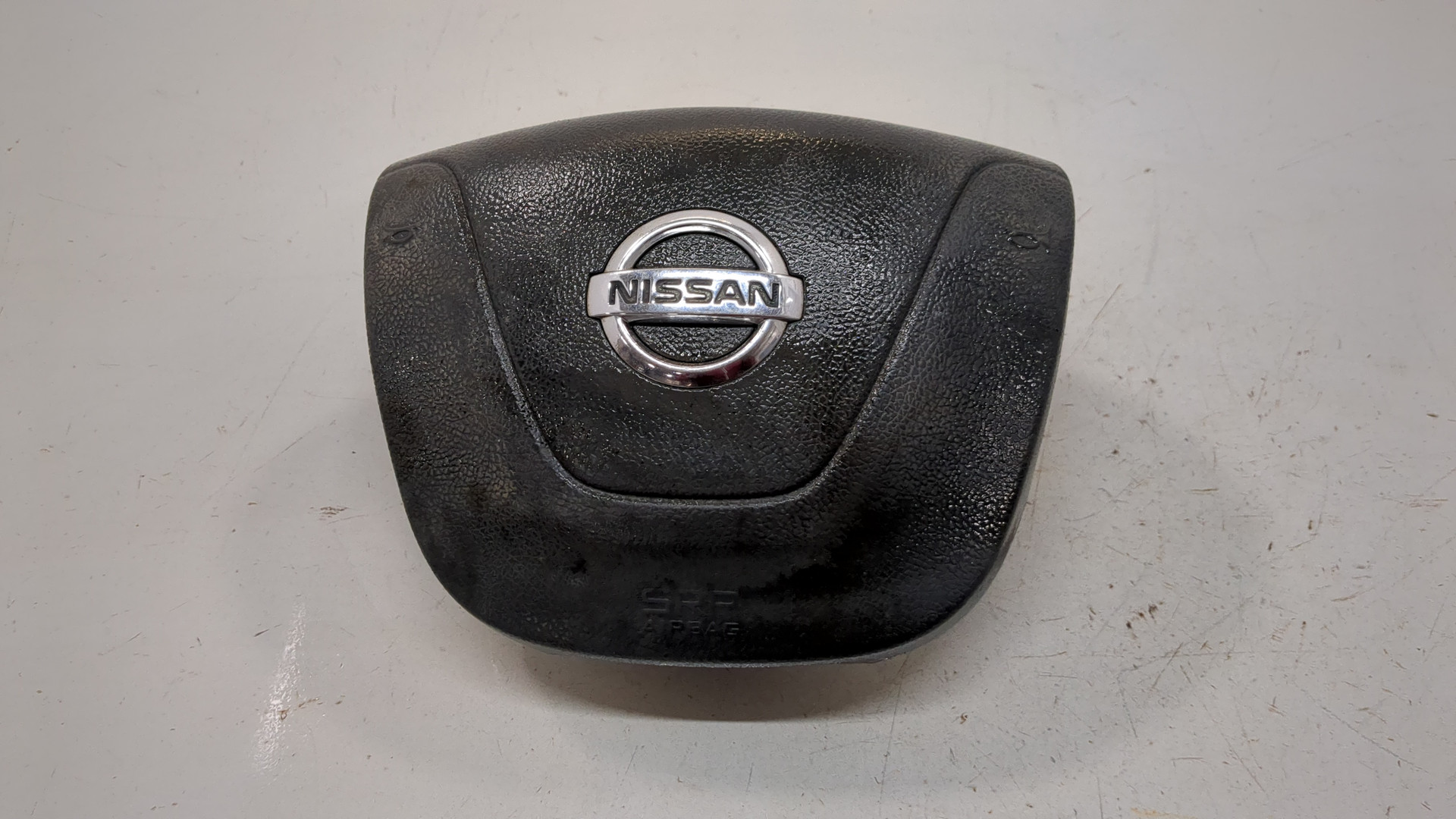 Подушка безопасности в рулевое колесо