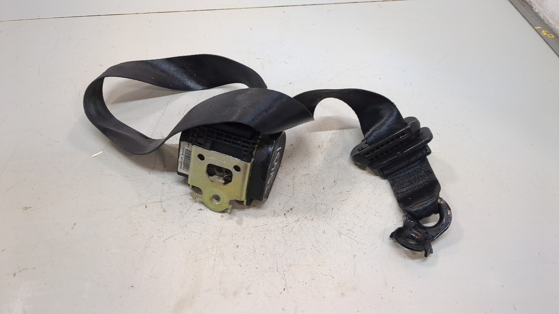 Ремень безопасности