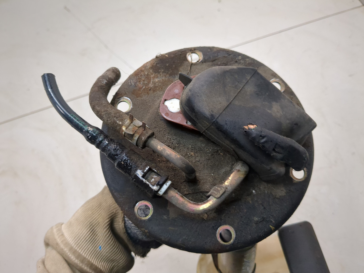 Насос топливный электрический