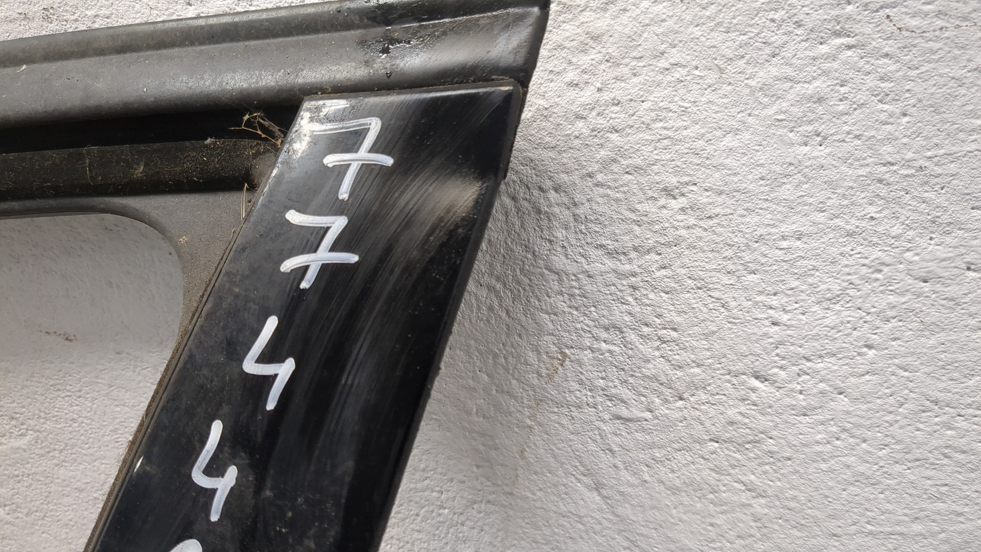 Дверь передняя левая