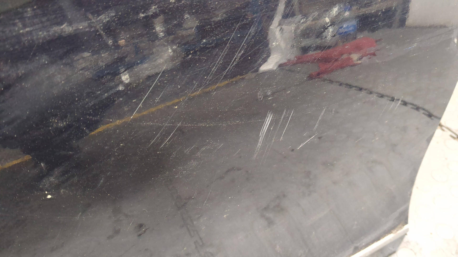 Дверь передняя левая