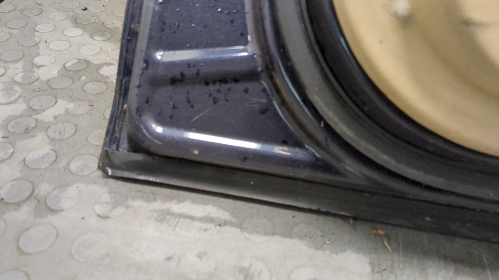 Дверь передняя левая