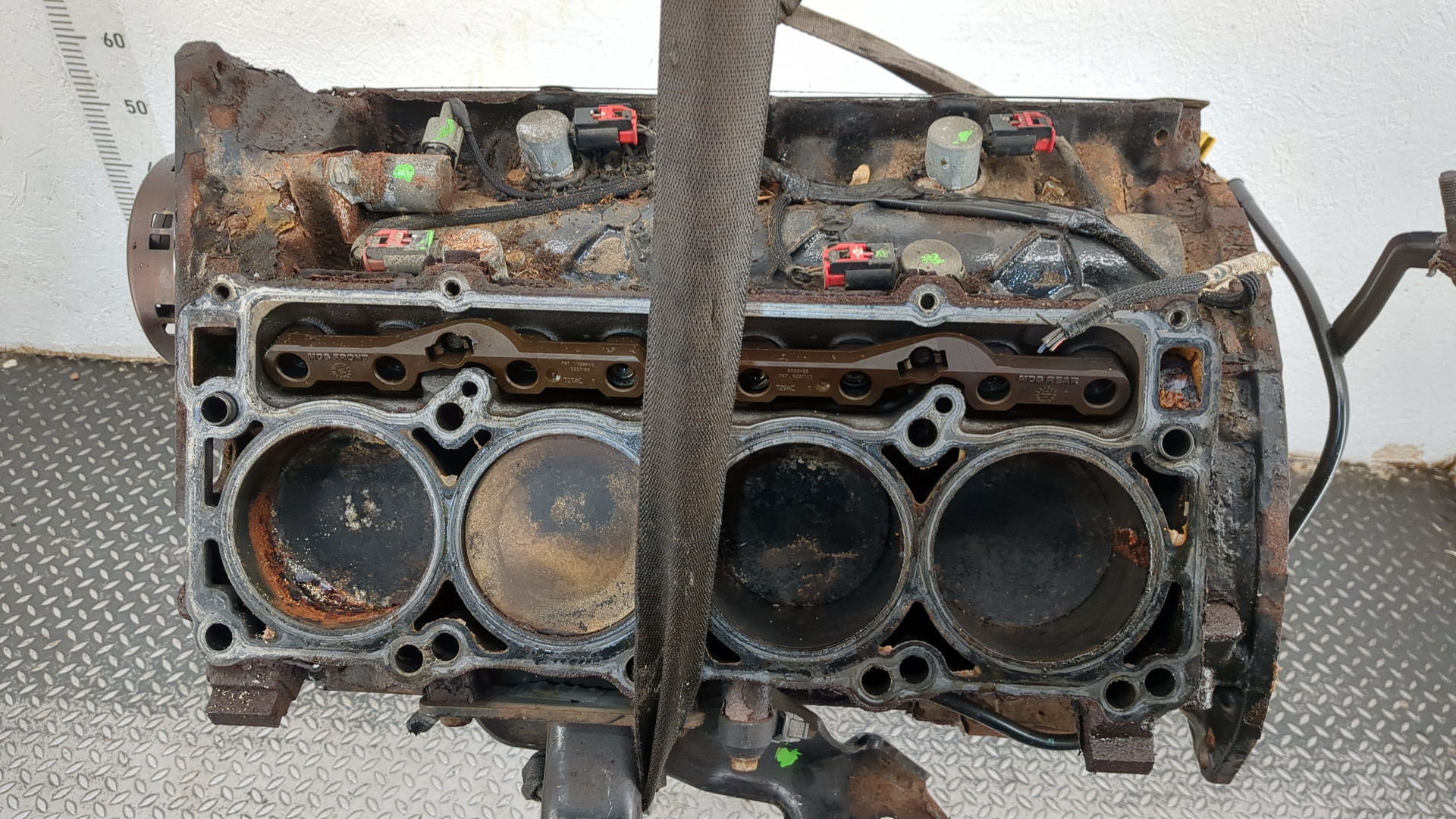 Блок двигателя