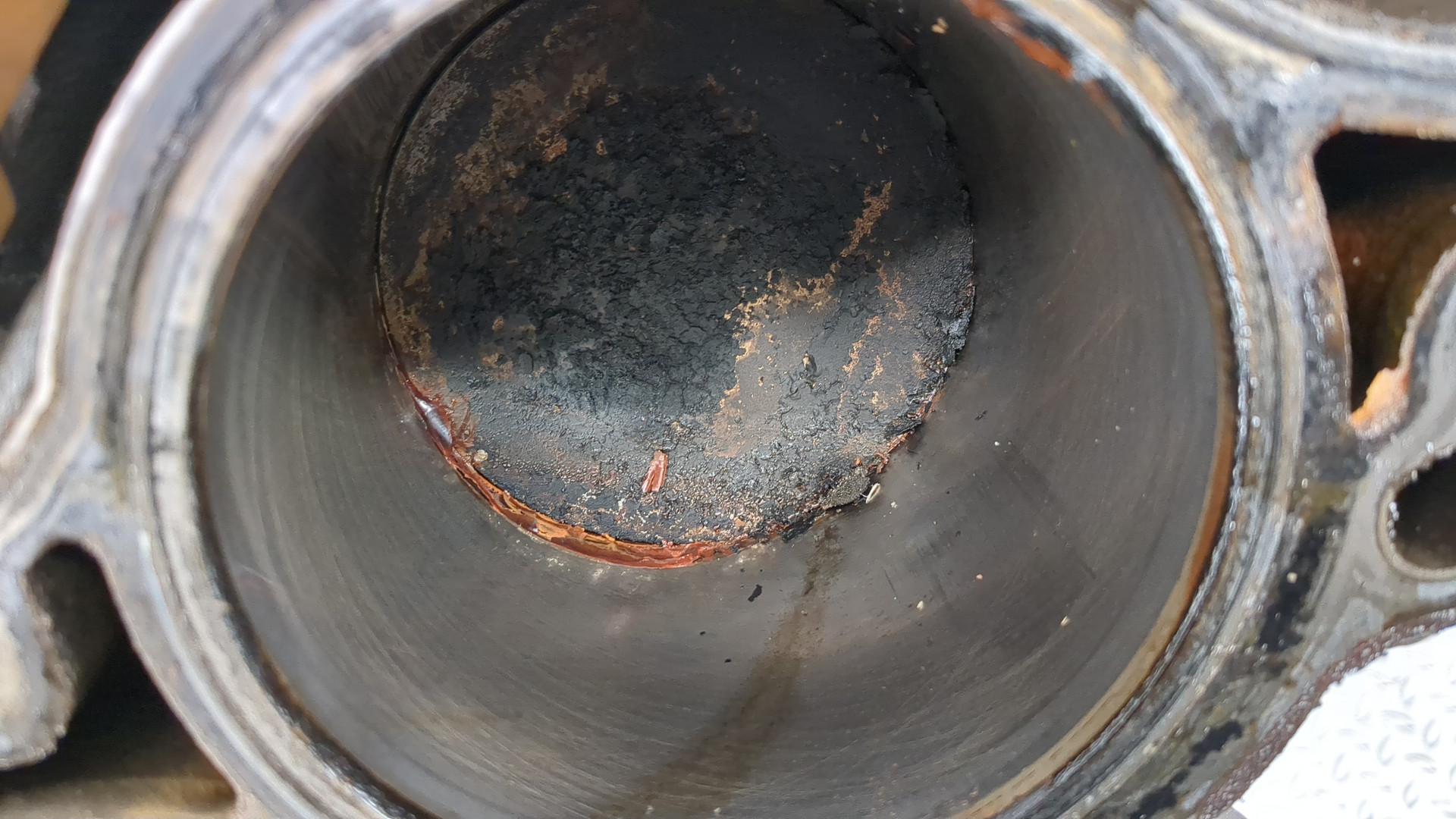 Блок двигателя