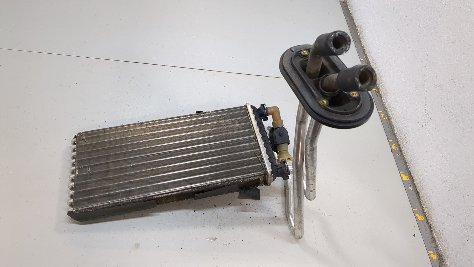 Радиатор отопителя