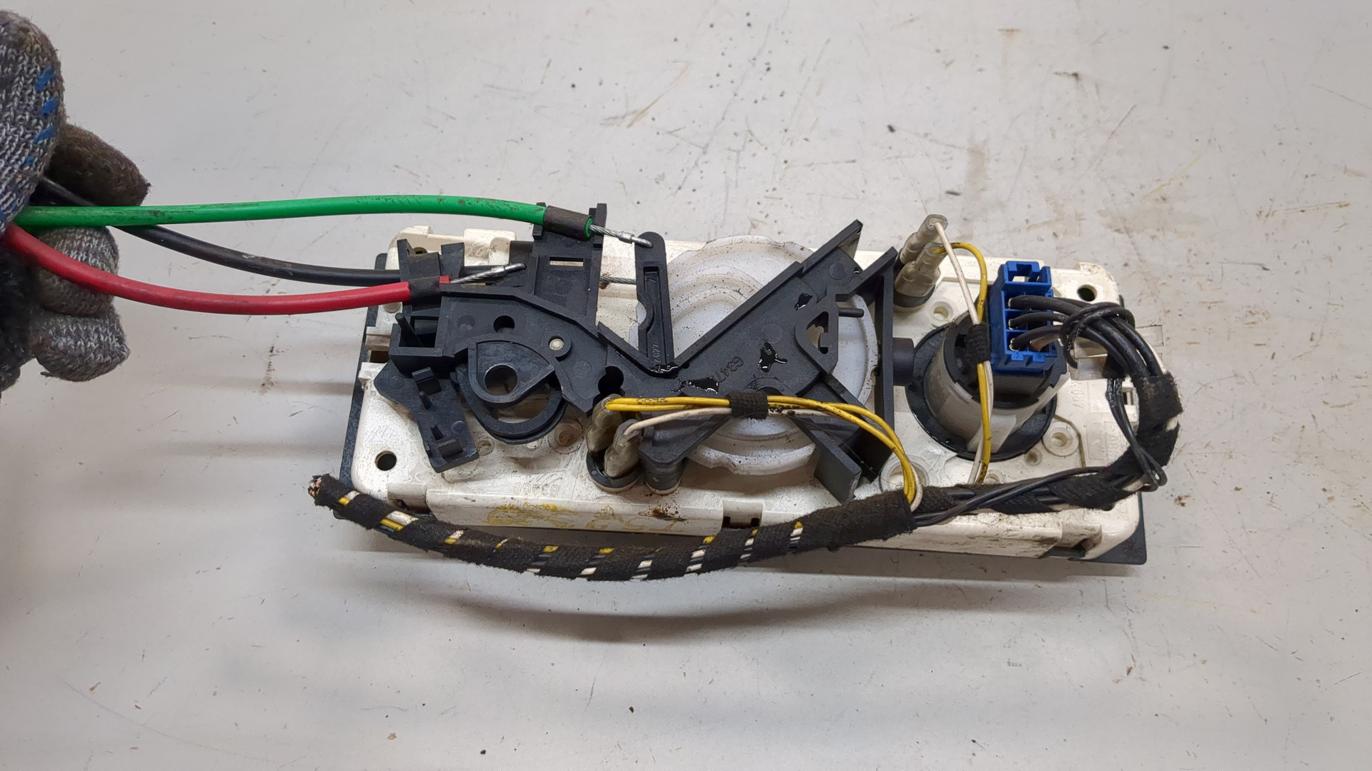 Переключатель отопителя