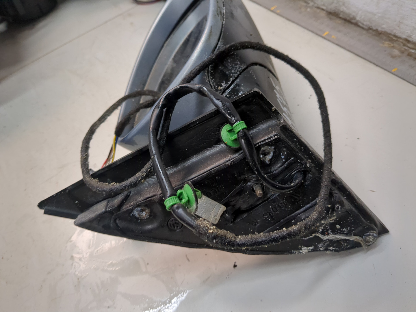 Зеркало правое электрическое