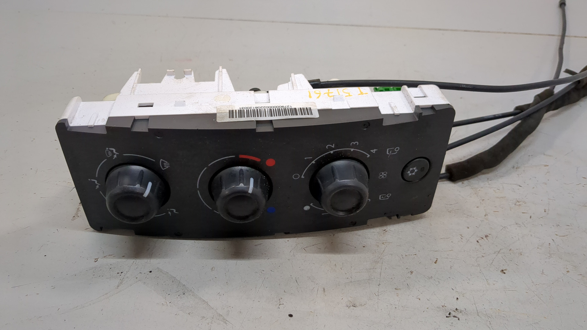 Переключатель отопителя