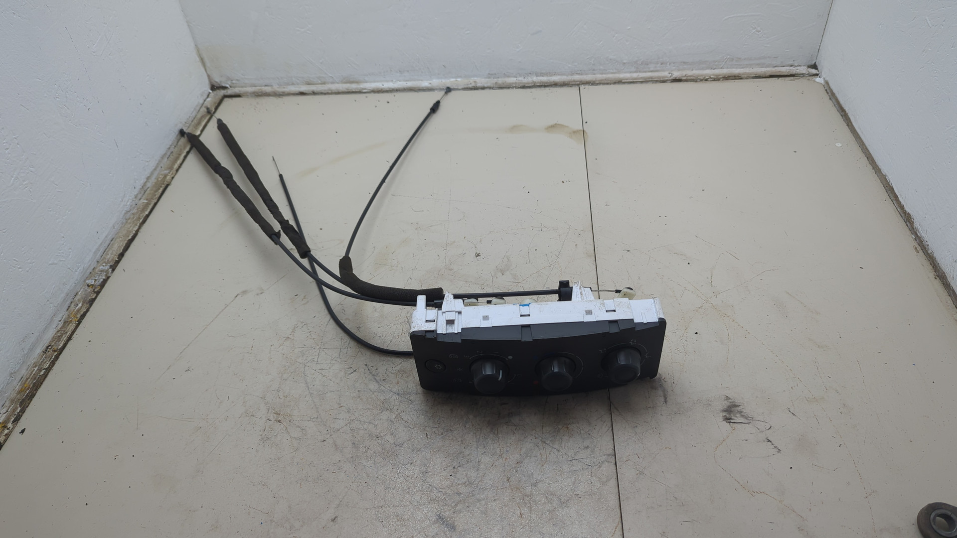 Переключатель отопителя