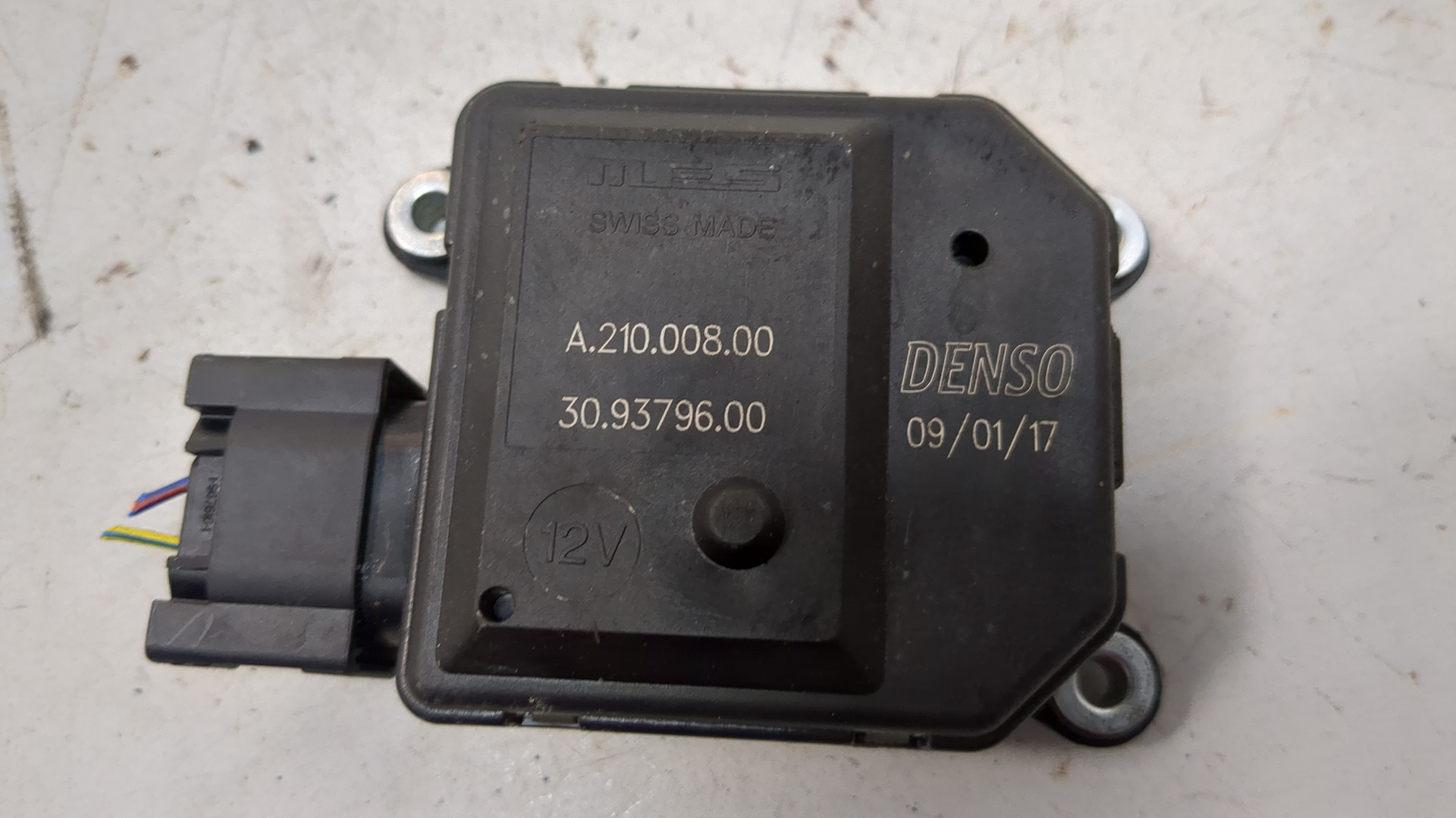 Моторчик заслонки печки