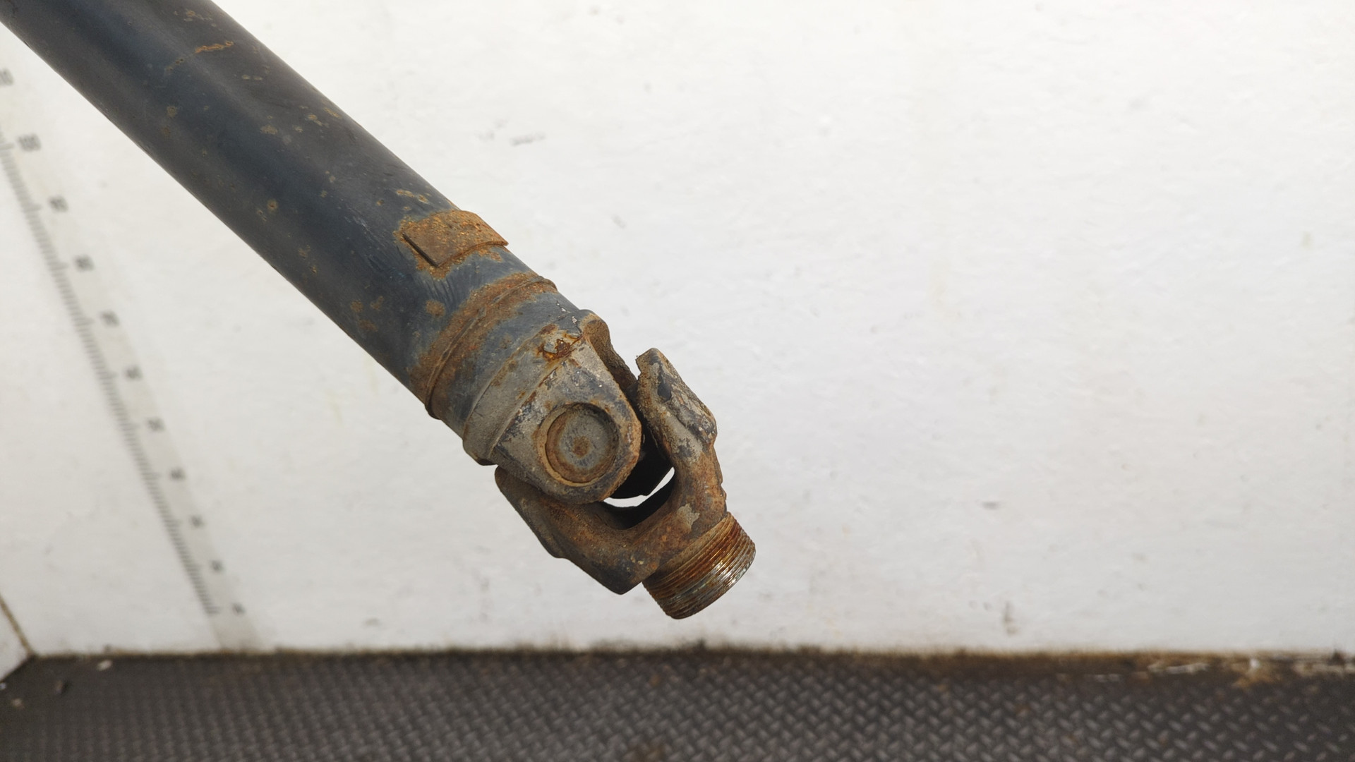 Вал карданный задний