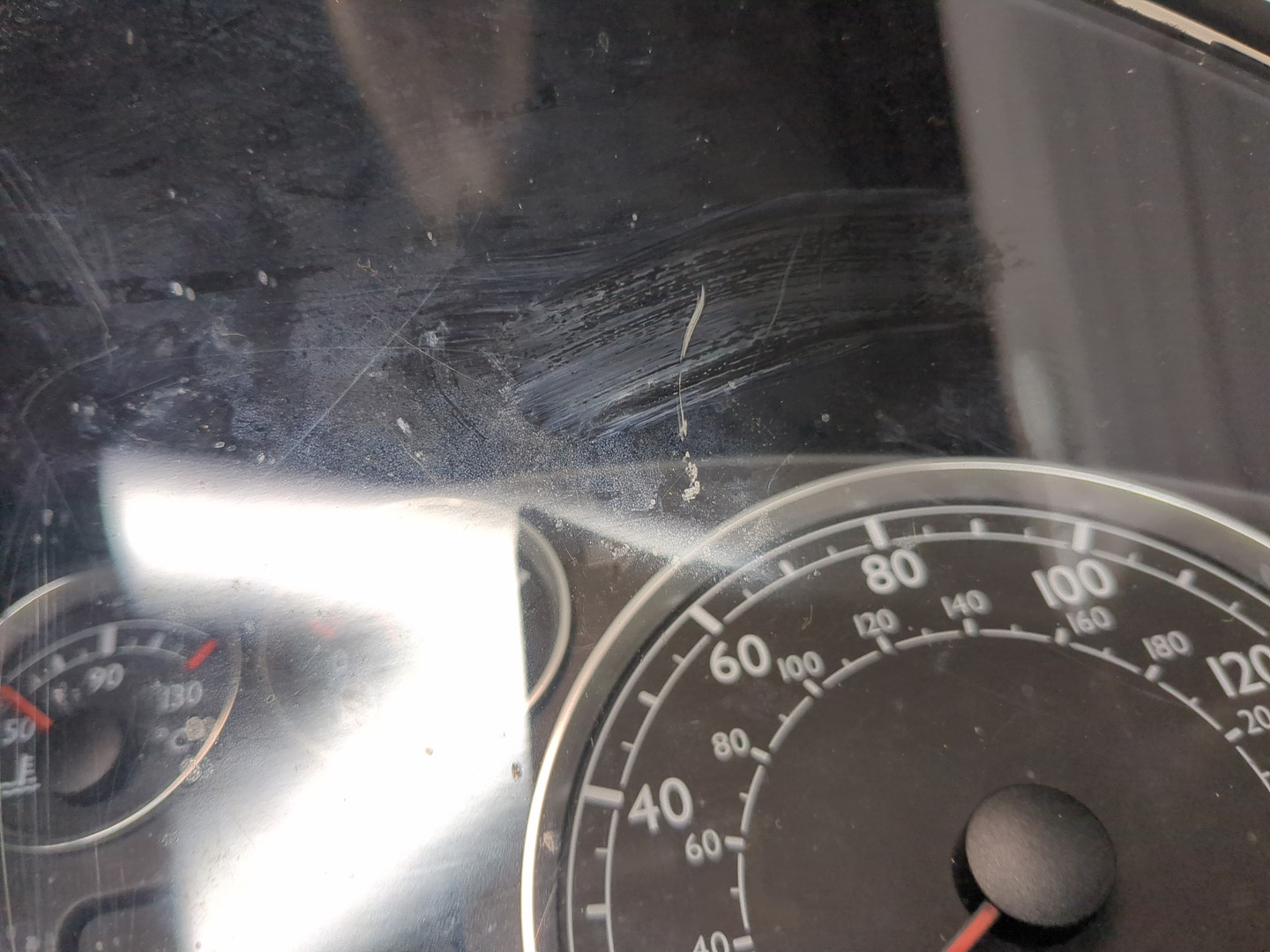 Панель приборов