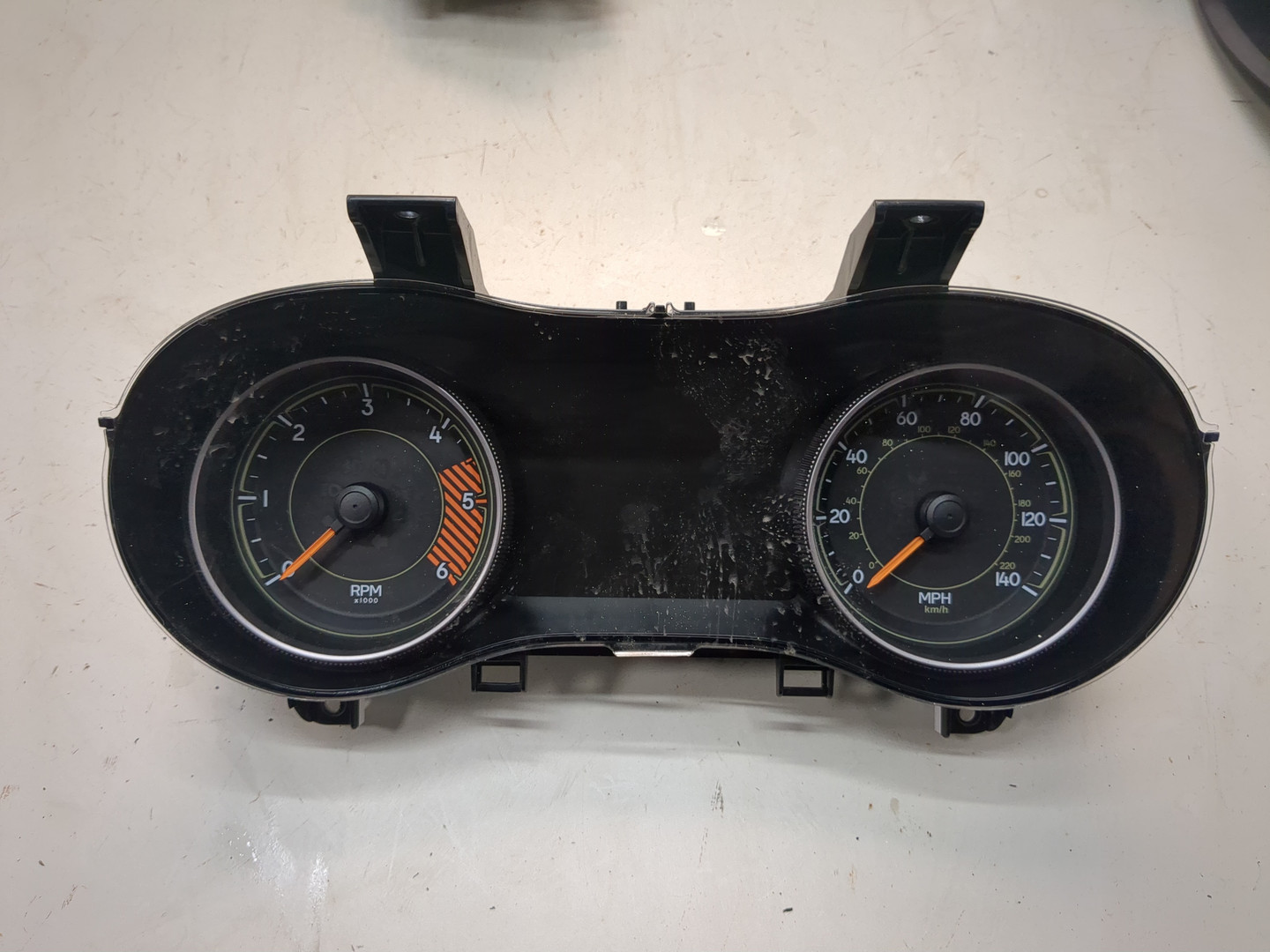 Панель приборов