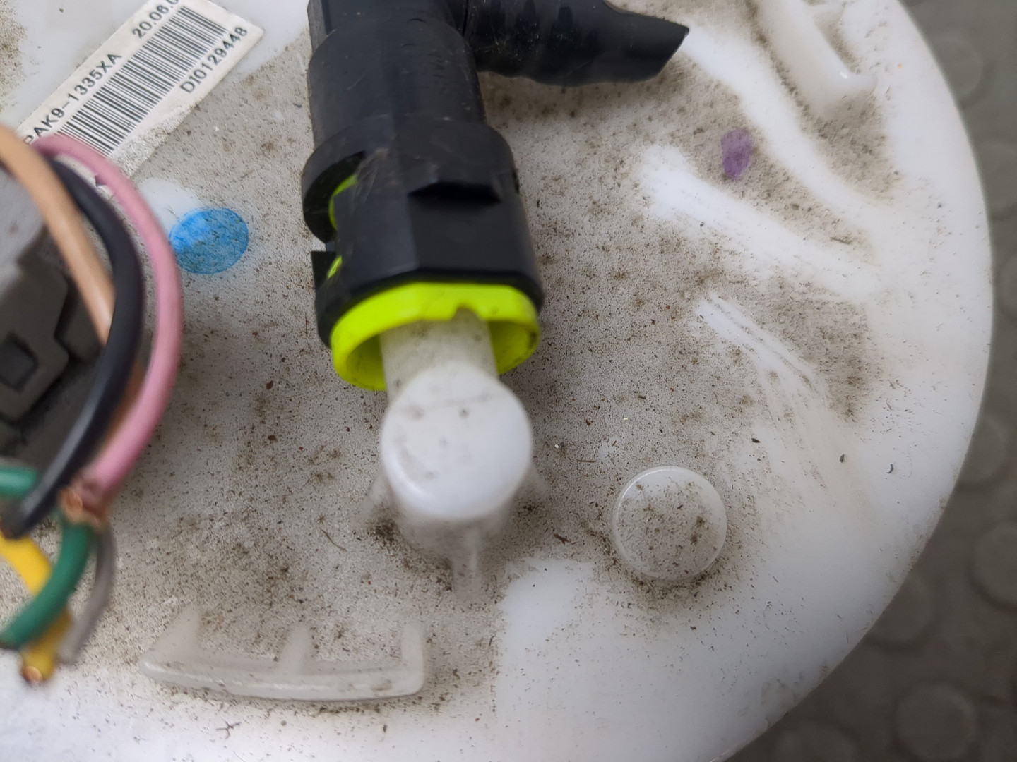 Насос топливный электрический