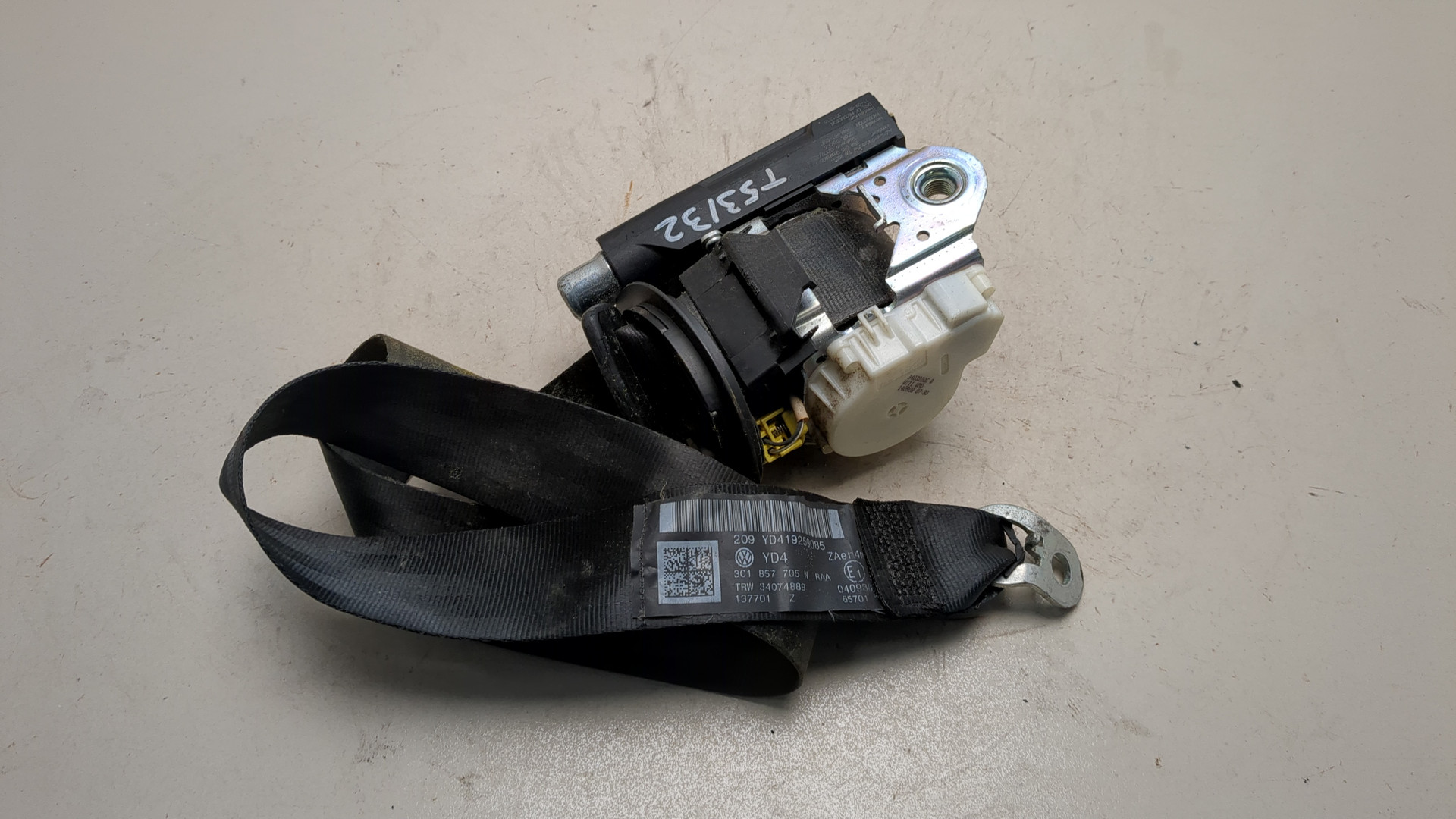 Ремень безопасности