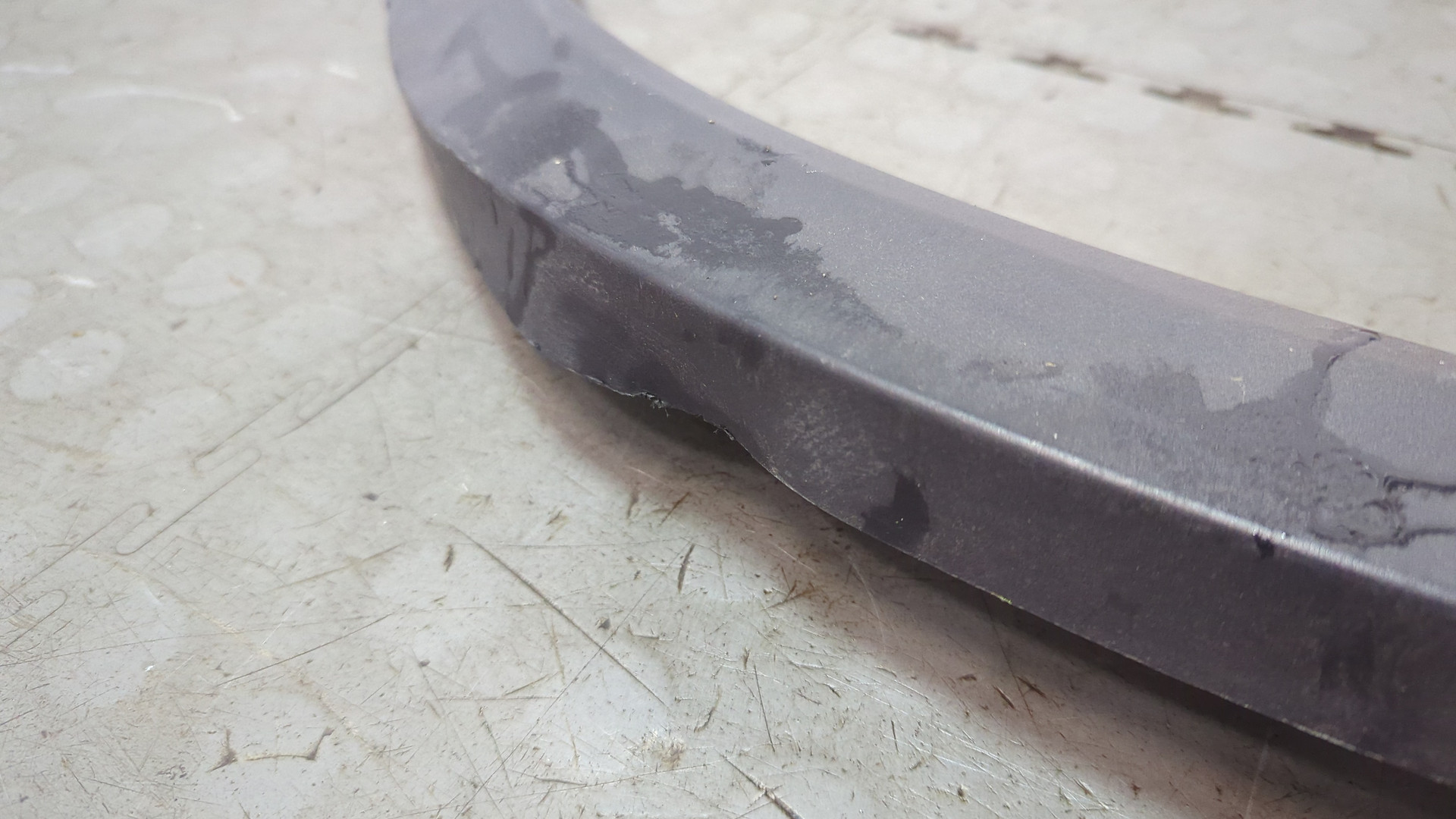 Накладка заднего крыла левого