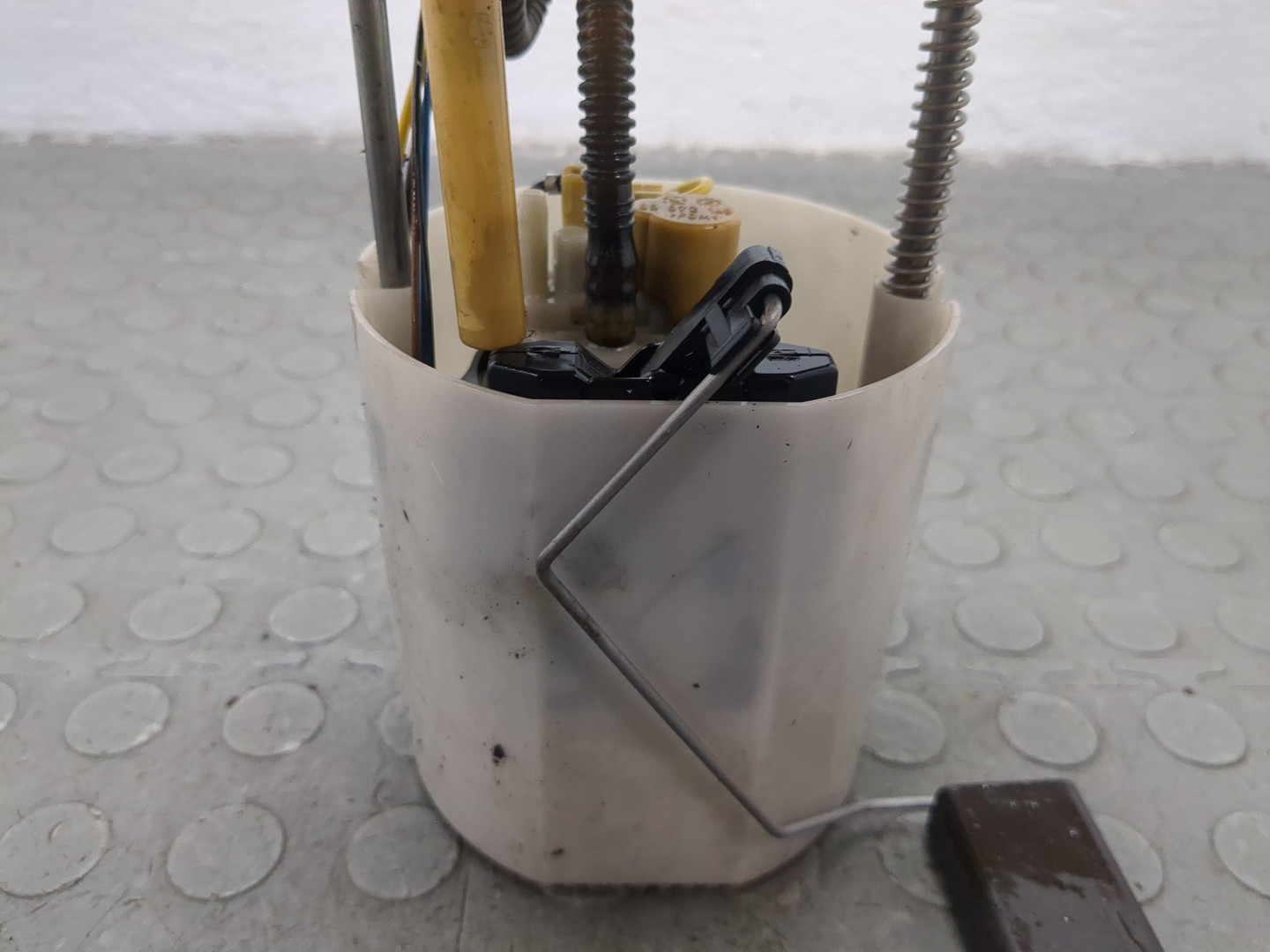 Насос топливный электрический