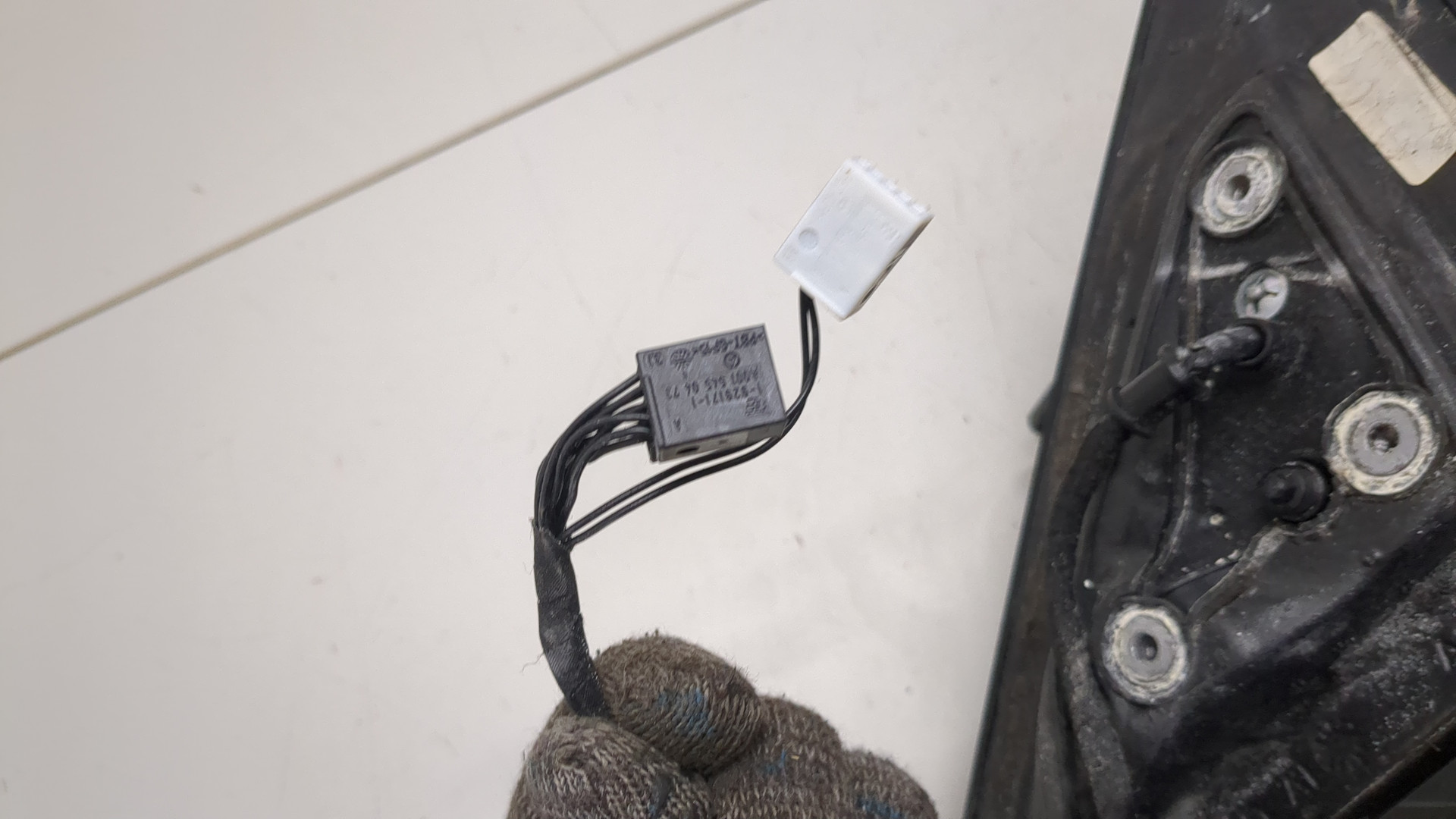 Зеркало правое электрическое