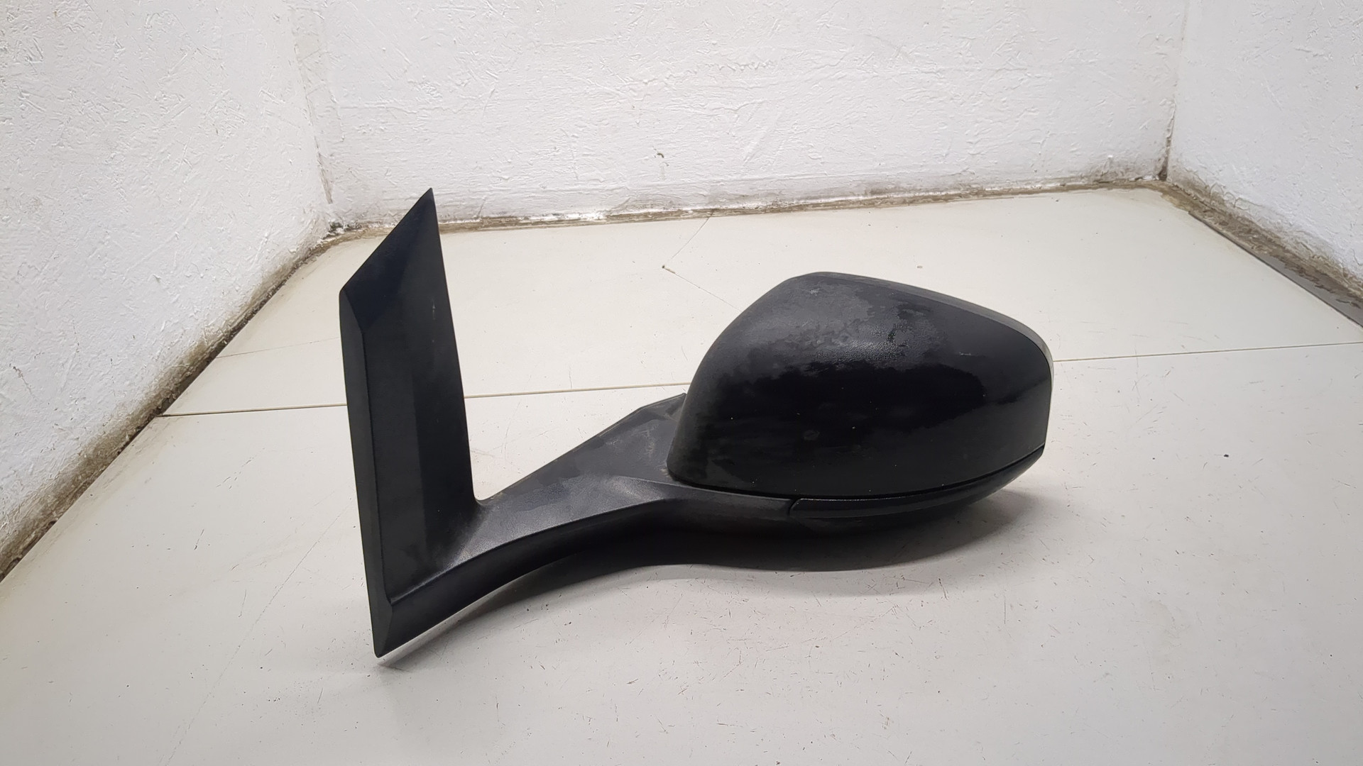 Зеркало левое электрическое