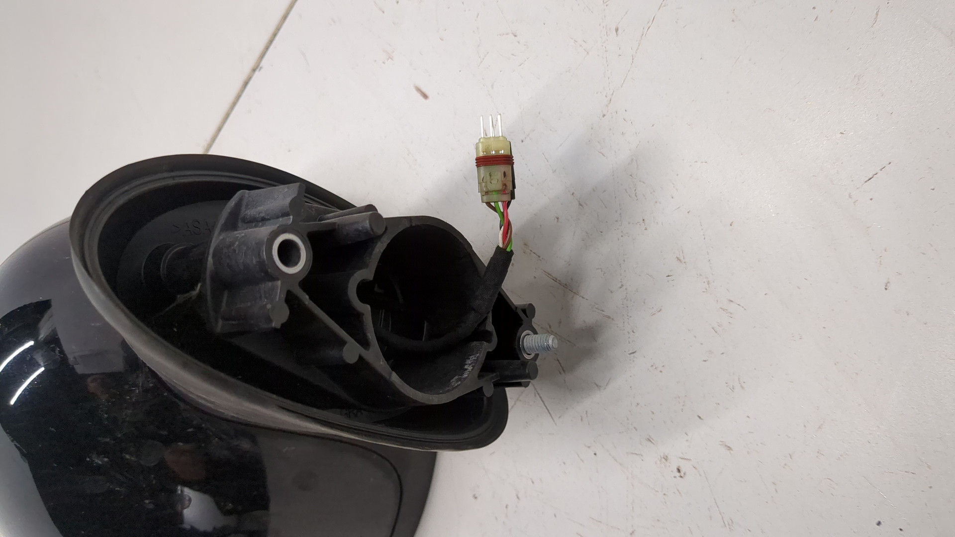 Зеркало правое электрическое