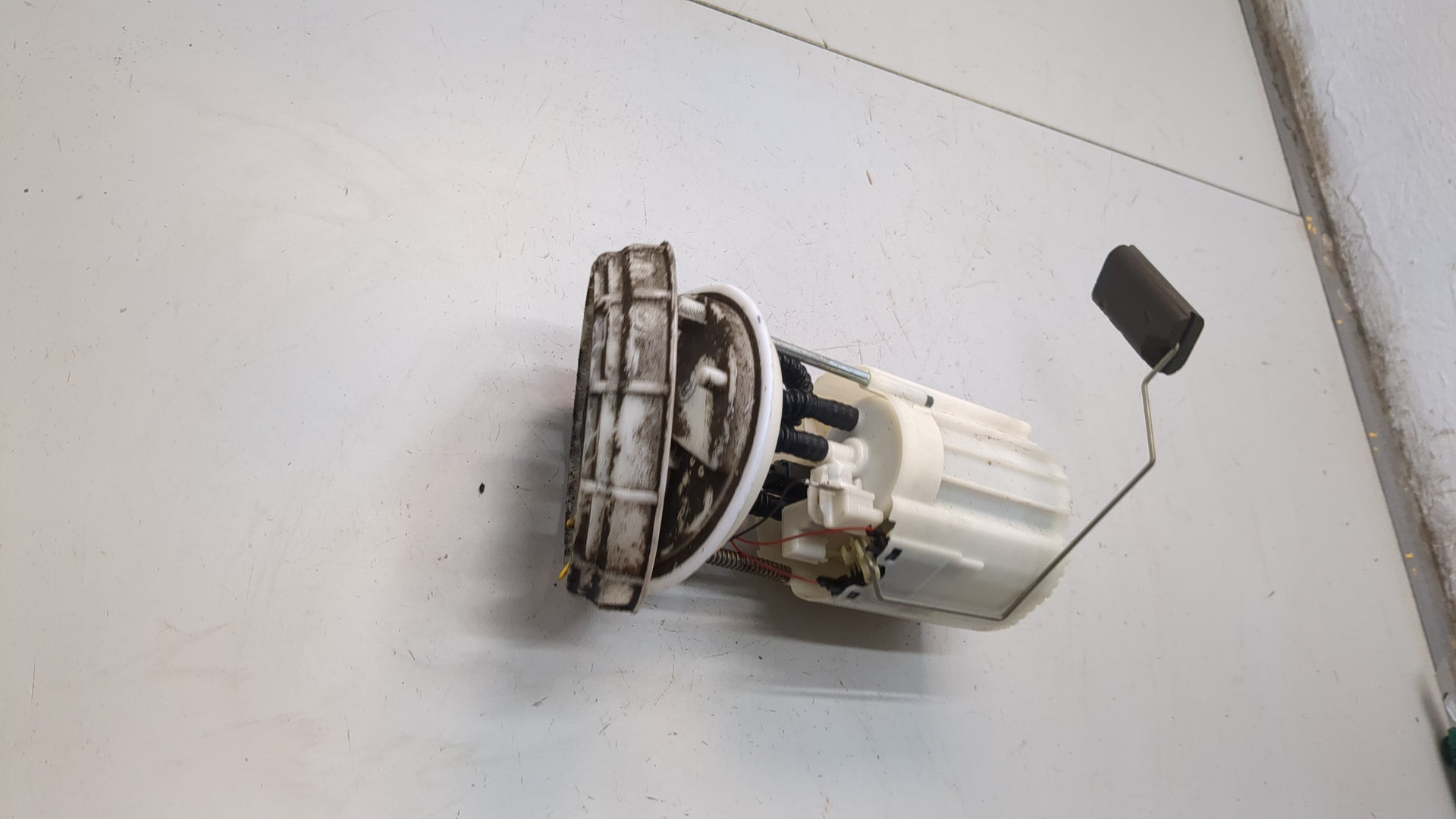 Насос топливный электрический