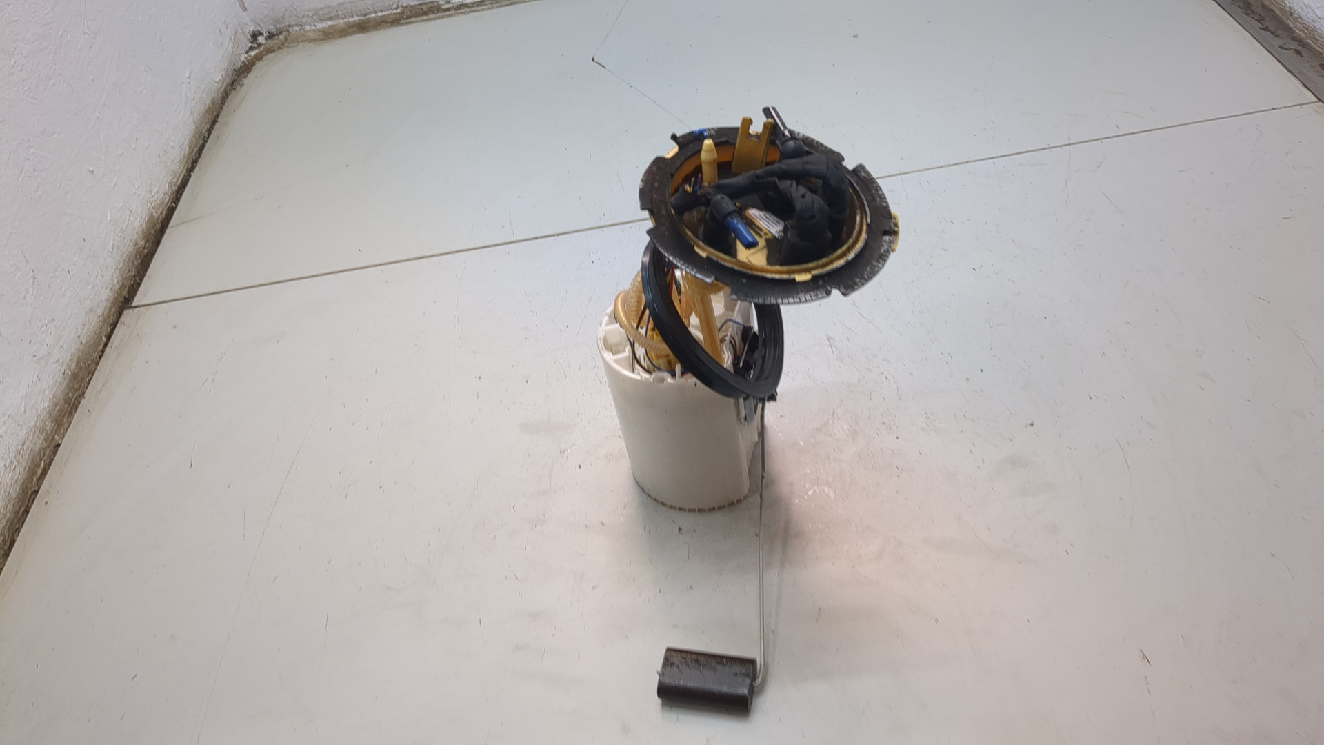 Насос топливный электрический