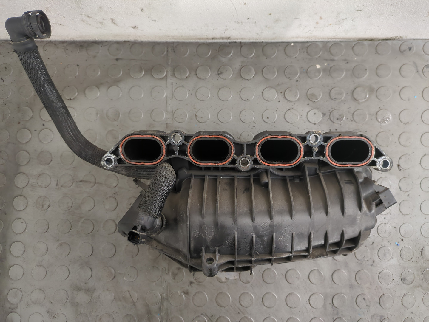 Коллектор впускной