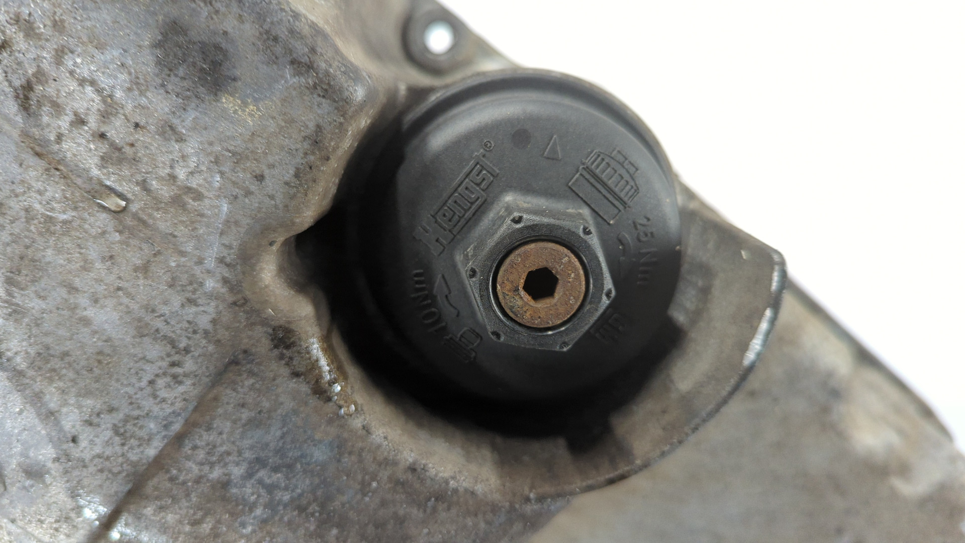 Поддон масляный двигателя (картер)