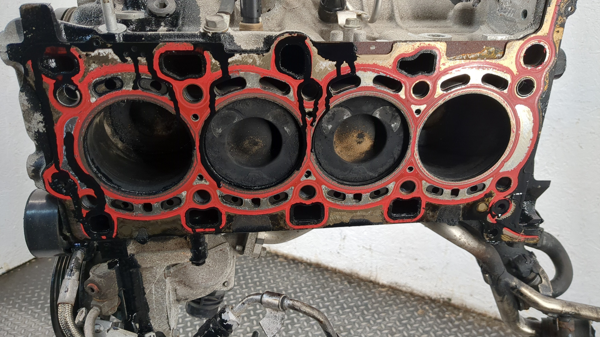 Блок двигателя